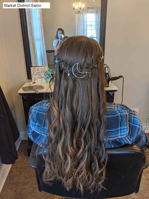 Market District Salon