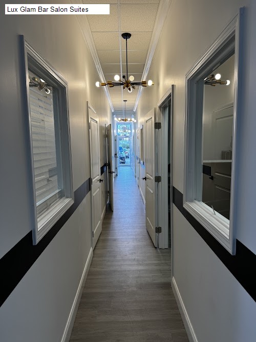 Lux Glam Bar Salon Suites