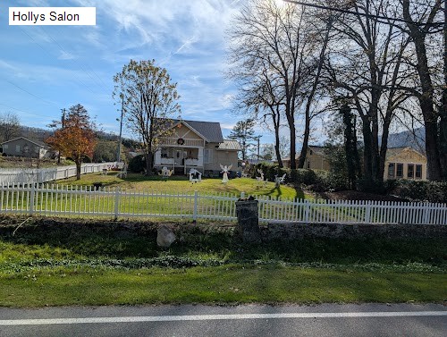 Hollys Salon