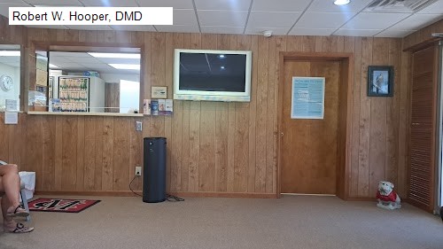Robert W. Hooper, DMD