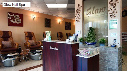Glow Nail Spa