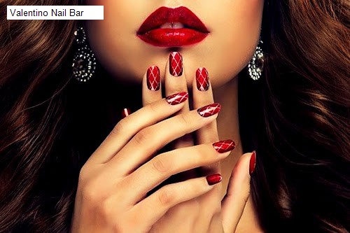 Valentino Nail Bar