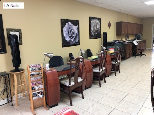 LA Nails - gainesville
